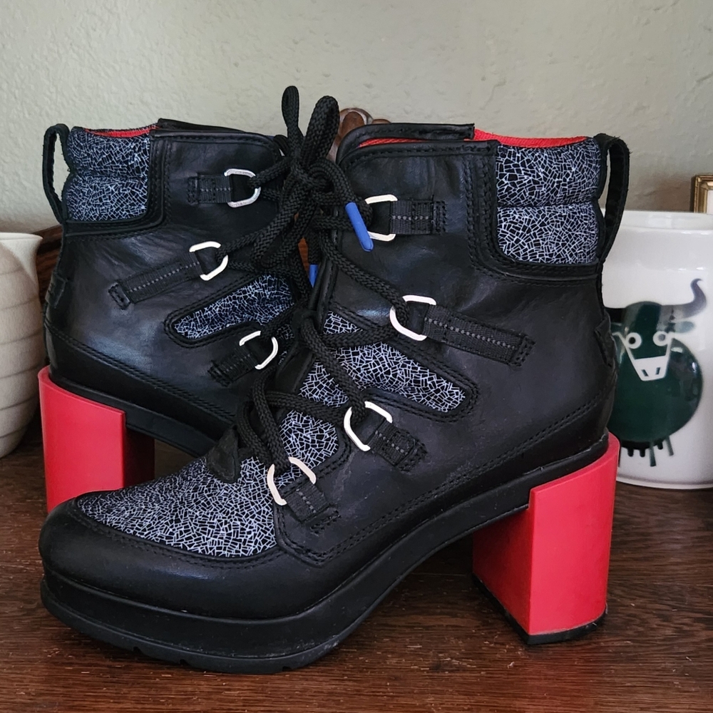 Sorel Blake Lace-Up Shatter Boots